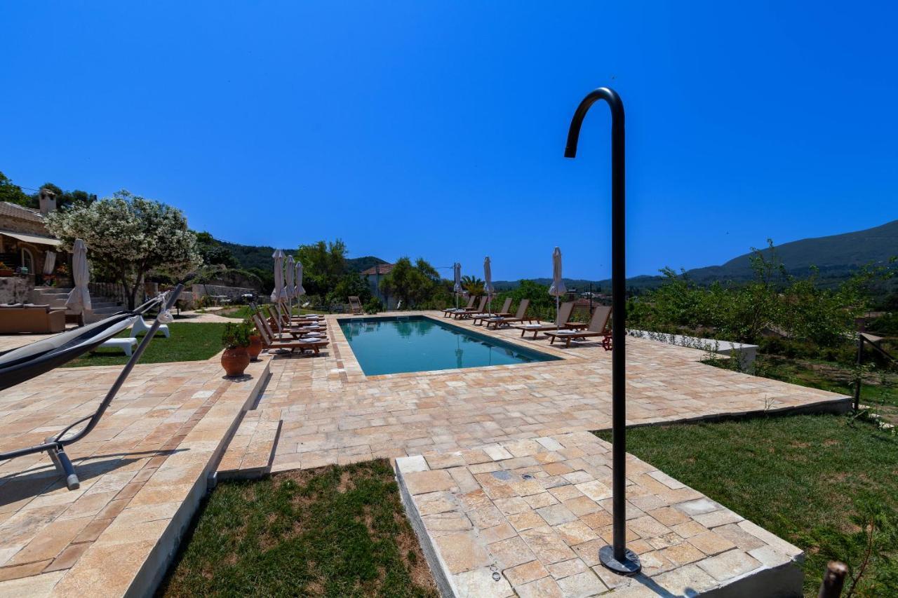 Marcora'S Historical Estate Guest House Strongyli  Exterior photo