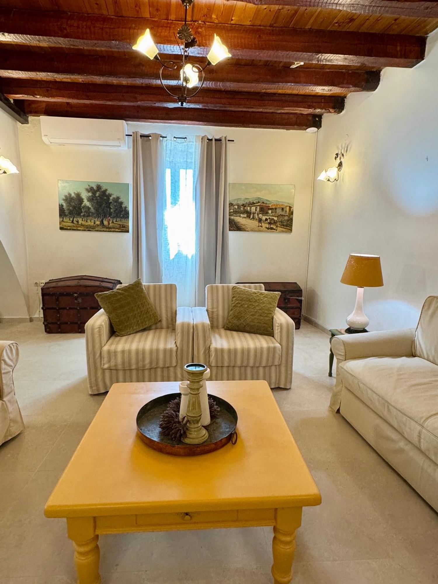 Marcora'S Historical Estate Guest House Strongyli  Exterior photo
